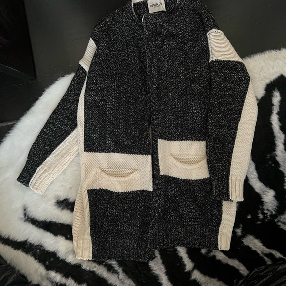 Revolve Essentiel Antwerp Cardigan - Picture 3 of 5